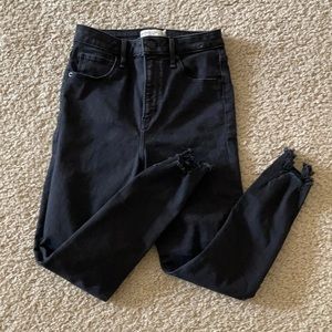 Brand New Abercrombie Black High Rise Skinny Jean